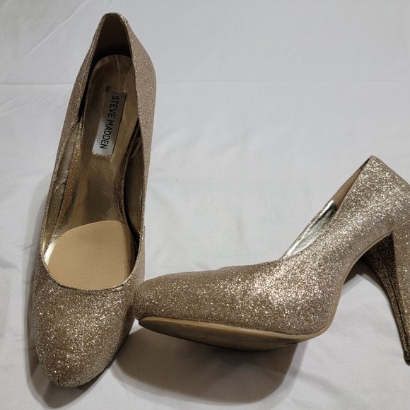Sparkly champagne gold Steve Madden pumps, size 10 - Picture 2 of 3